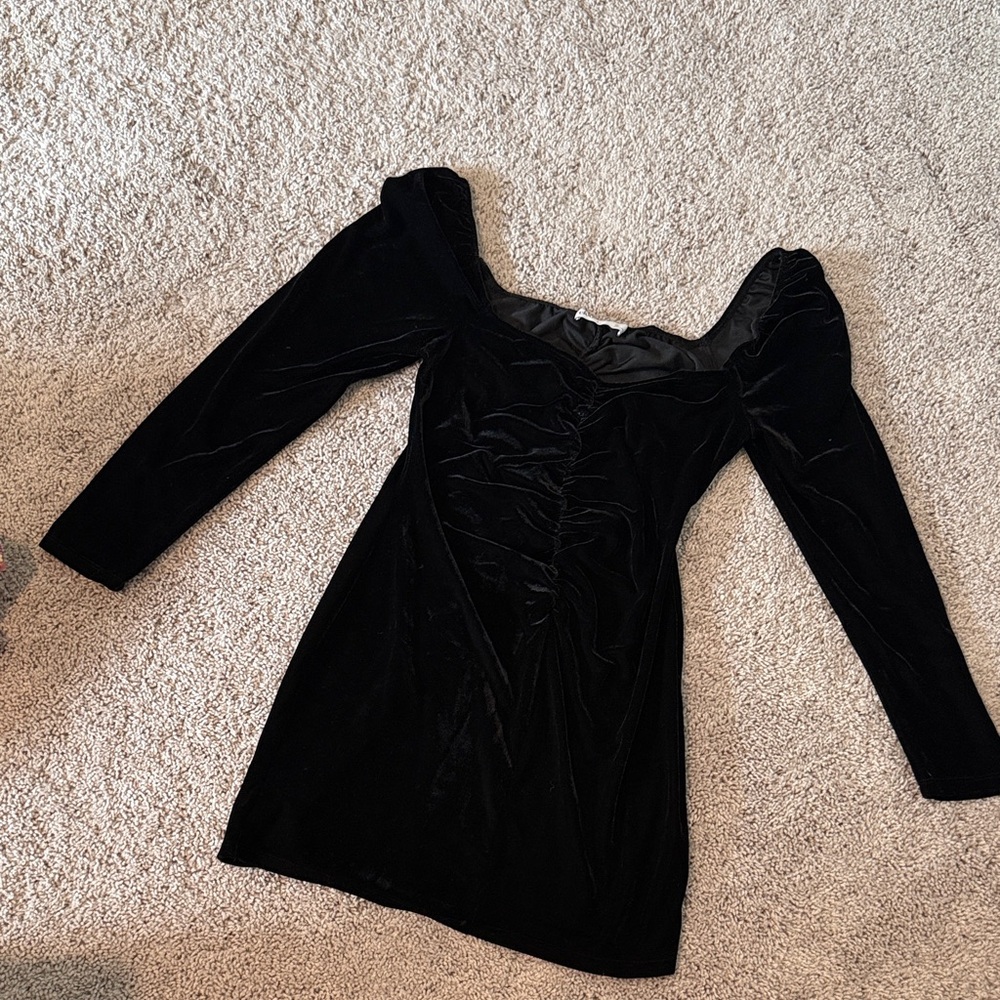Elodie Black Velvet Long Sleeve Ruched Mini Dress